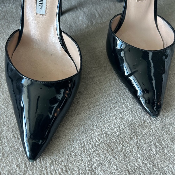 Manolo blahnik black heels - Picture 2 of 5
